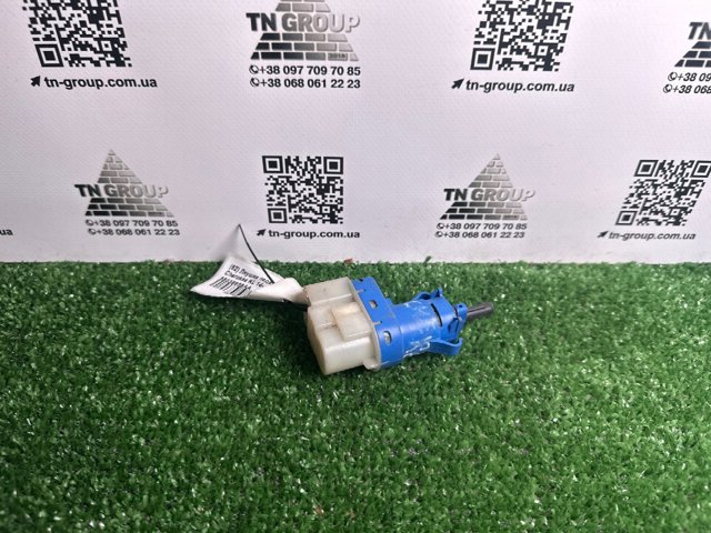 56038958AA CHRYSLER Датчик включения стопсигнала купить в Ужгород
