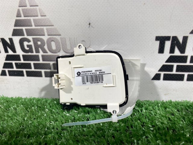 56046096AD CHRYSLER купить в Хмельницкий