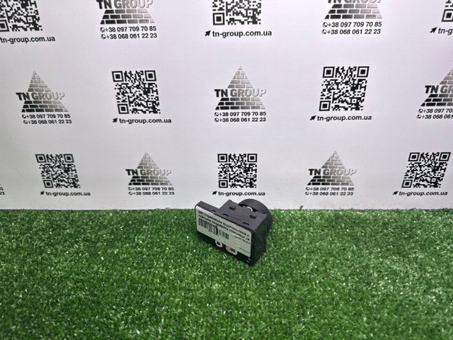 56046232AB CHRYSLER Блок кнопок механизма регулировки сиденья купить в Украина