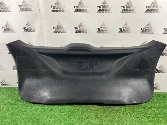 Обивка багажника 5UN06DX9AB CHRYSLER