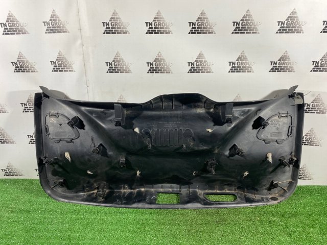 CHRYSLER 5UN06DX9AB Обшивка (облицовка) крышки багажника (двери 3/5-й задней) в наличии Сумы