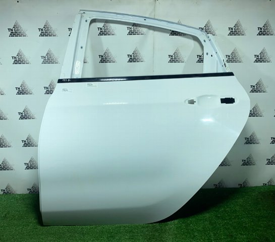 Дверь задняя 68158727AD CHRYSLER