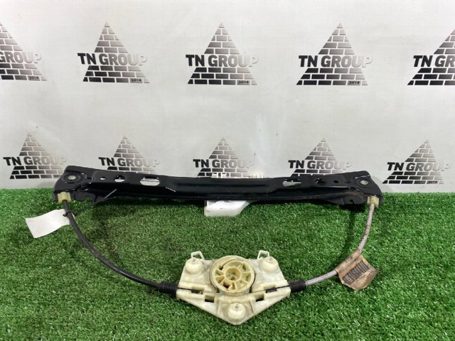 Механизм стеклоподъемника двери задней, правой 68170374AA CHRYSLER