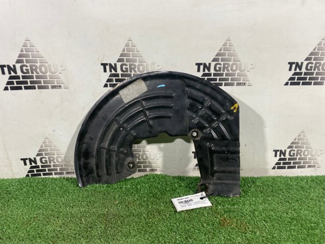 Щиток тормозного диска заднего правый 68295714AA CHRYSLER