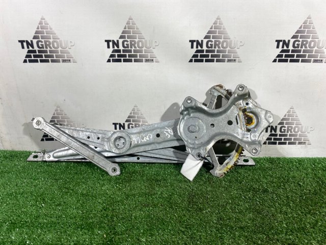 Стеклоподъемник передней правой двери 6980106190 TOYOTA