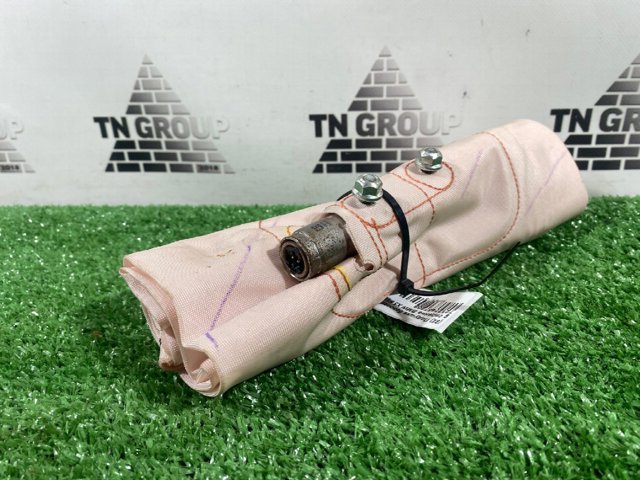 Подушка безопасности AIRBAG спинки сиденья, правого 72127467208 BMW