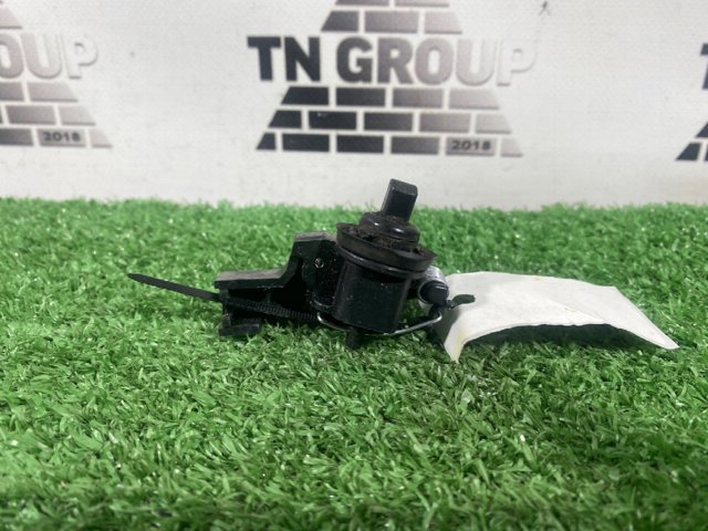 Замок открывания лючка бензобака 78827ED00B NISSAN