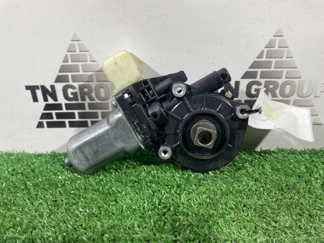 NISSAN 807304BA1A Мотор стеклоподъемника двери передней левой в наличии Украина