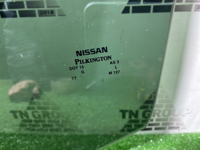 NISSAN 823015HA0B Стекло двери задней левой в наличии Винница
