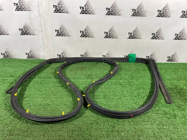 NISSAN 828304BA0A в наличии Полтава
