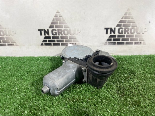 857100E040 TOYOTA Мотор стеклоподъемника двери передней правой купить в Львов