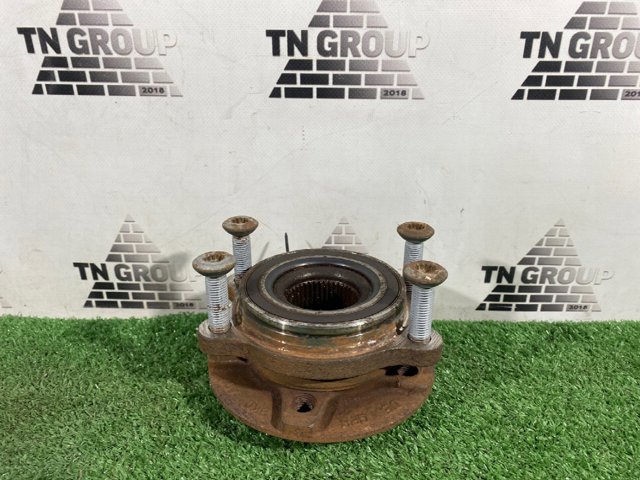 PORSCHE 8K0407613B Передняя ступица в наличии Кривой Рог