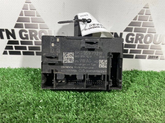 Блок комфорта передней двери 8K0959792R VAG
