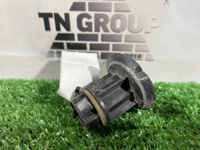 9046722015 TOYOTA Пистон (клип) крепления накладок порогов купить в Запорожье