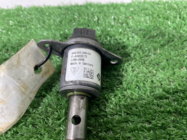 PORSCHE 94810530803 Клапан (заслонка) вакуумного насоса в наличии Ирпень