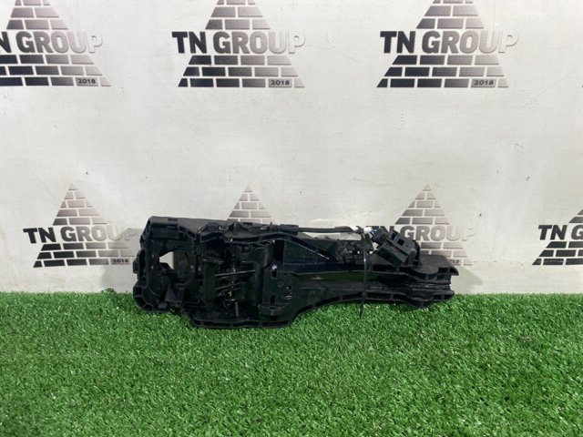 PORSCHE 95B839886C Держатель наружной ручки двери передней левой в наличии Тернополь
