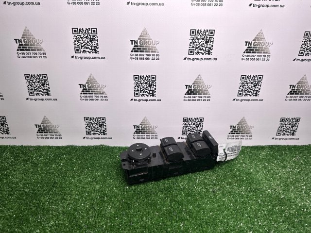 BM5T14A132AA Кнопочный блок управления стеклоподъемником передний левый купить Киев