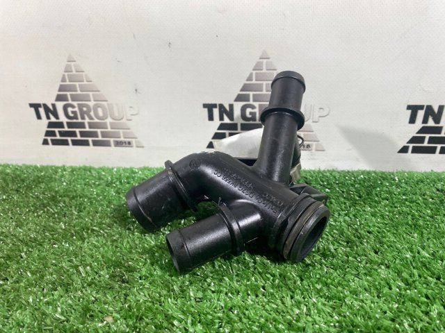 DS7G8K556CC Фланец системы охлаждения (тройник) купить Черкассы