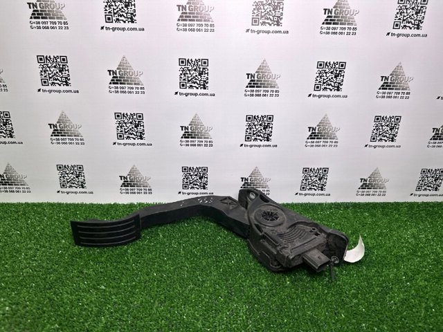 Педаль акселератора F1DC9F836AA FORD