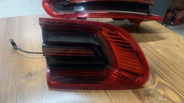 Задний левый внутренний фонарь 95B945093G PORSCHE