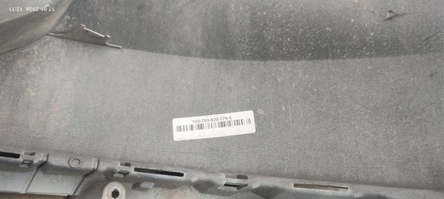 VOLVO 39848189 Бампер задний, левая часть в наличии Кривой Рог