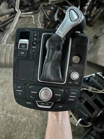 Блок кнопок центральной консоли 4G1919610 VAG
