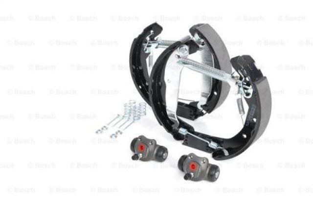 BOSCH 0204114642 Колодки тормозные задние барабанные, в сборе с цилиндрами, комплект в наличии Ровно