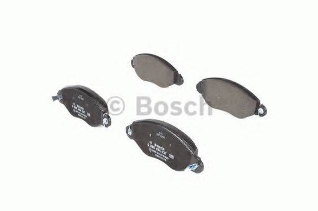 BOSCH 0986494037 Колодки тормозные передние дисковые в наличии Украина
