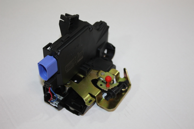 Дверной замок передний правый Ауди А8 D3