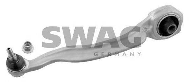 Левый рычаг передней нижней подвески 10930194 SWAG