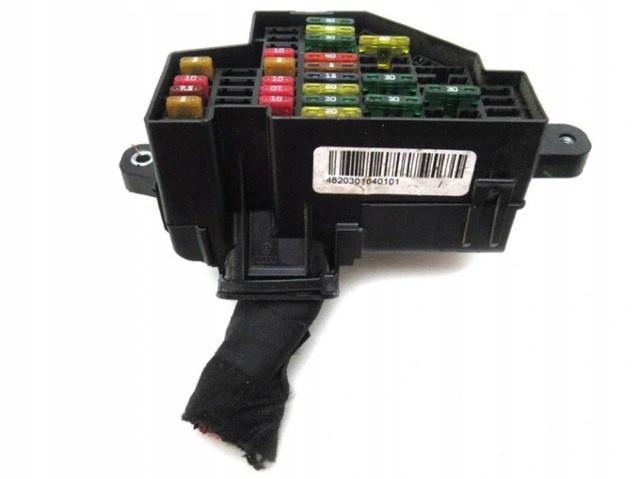 Монжатный блок реле 1K1941824 VAG