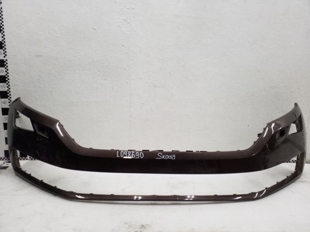 Бампер передний 565807221 VAG