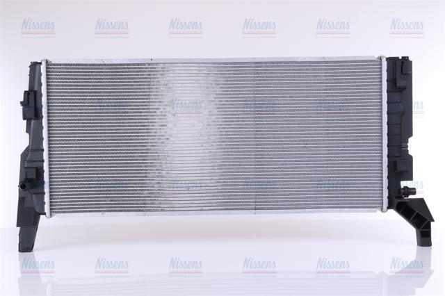 Радиатор охлаждения 60865 NISSENS