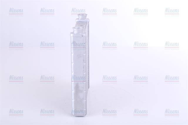 Радиатор печки 70533 NISSENS