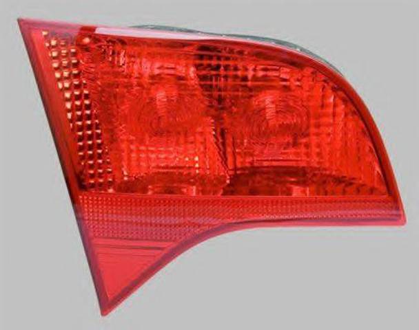 Задний левый внутренний фонарь 715011014101 MAGNETI MARELLI