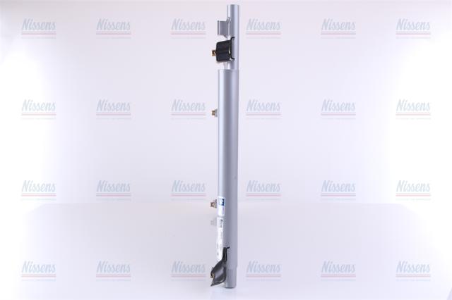 Конденсатор кондиционера 940675 NISSENS