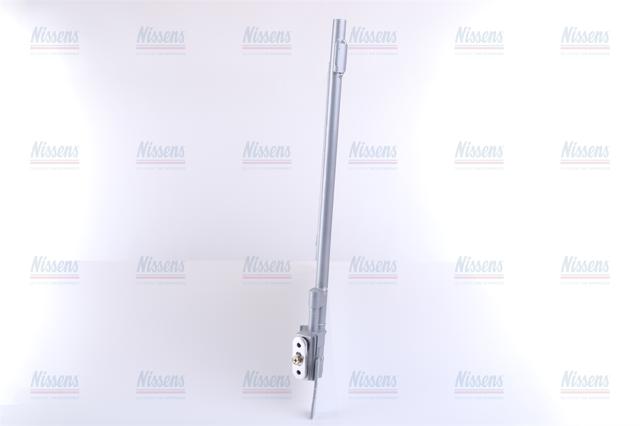 Радиатор кондиционера 941209 NISSENS