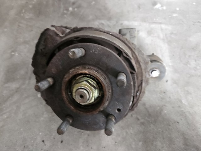 Кулак поворотный левый 527502E000 HYUNDAI