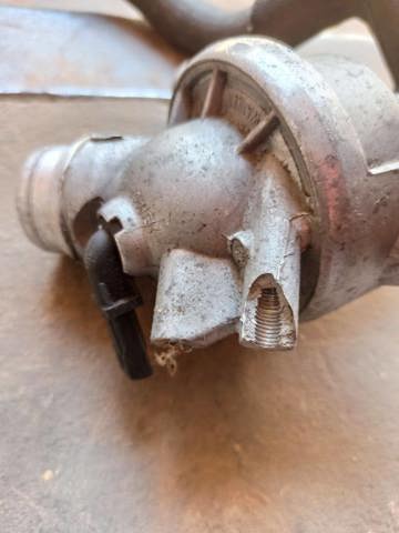 BMW 11537549476 Термостат в наличии Запорожье