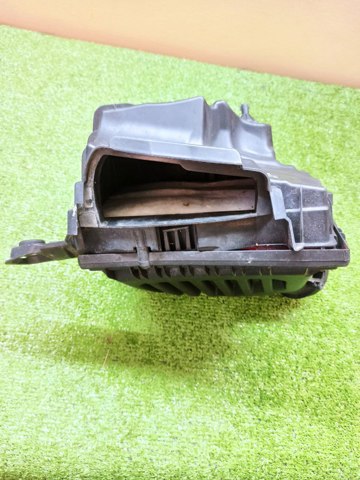 Корпус воздушного фильтра 13718513916 BMW