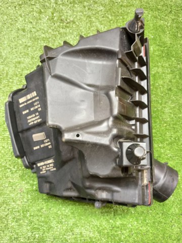 13718513916 BMW Корпус фильтра купить в Черновцы
