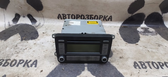 Магнитола (радио AM/FM) Volkswagen Golf 5