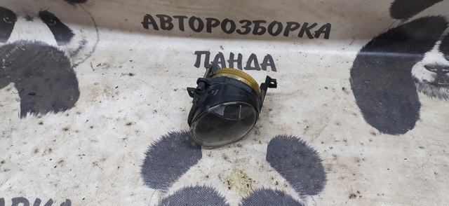 Противотуманка правая 1T0941700C VAG
