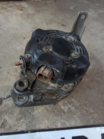 Автомобильный генератор 2706031062 TOYOTA