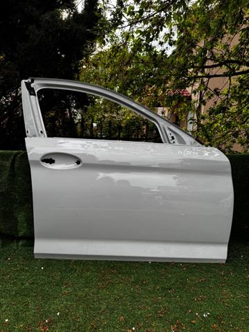 Пассажирская передняя дверь 41007408962 BMW