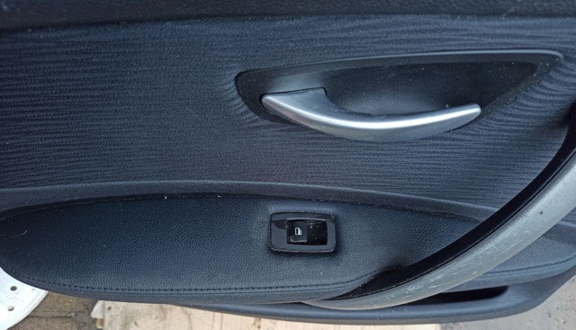 BMW 41525A2A383 Дверь задняя левая в наличии Запорожье