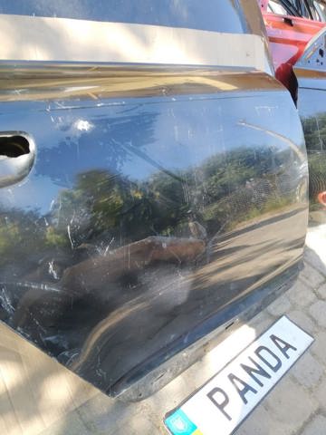 VAG 4F0833052D Дверь задняя правая в наличии Винница