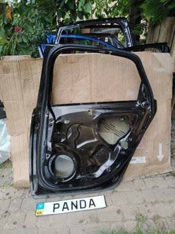 Дверь задняя, правая 4G5833052 VAG