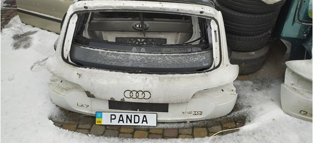 Audi q7 4l кришка багажнику біла рідна фарба наявність львів 4L0827023B
