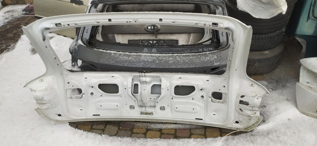 Задняя ляда 4L0827023B VAG